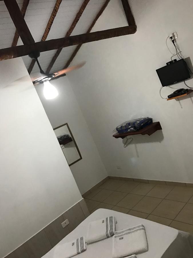 Pousada Recanto Das Pedras São Gonçalo do Rio das Pedras Buitenkant foto